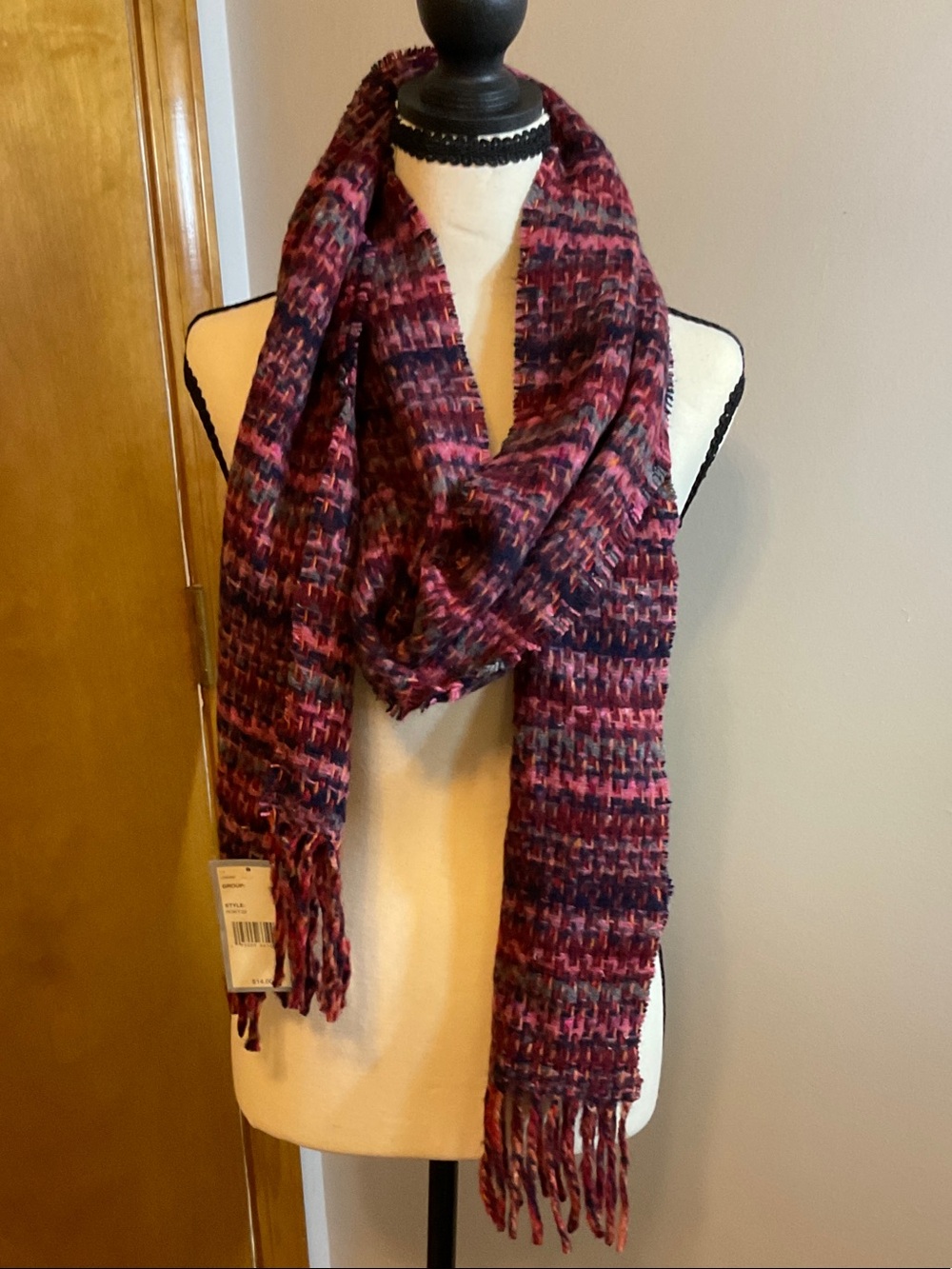 Cozy Woven Fringe Scarf in Pink & Purple